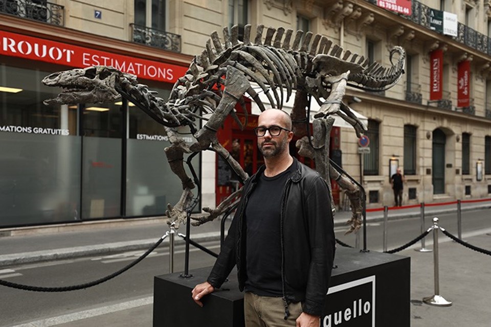 Fransa'da 150 milyon yıllık dinozor iskeleti açık artırmayla satılacak