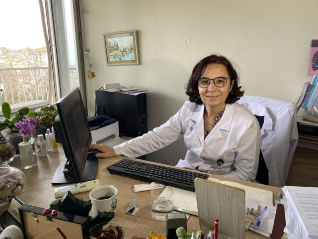 Kızamık virüsü, measles virus adlı bir virüs tarafından neden olan bulaşıcı bir hastalıktır