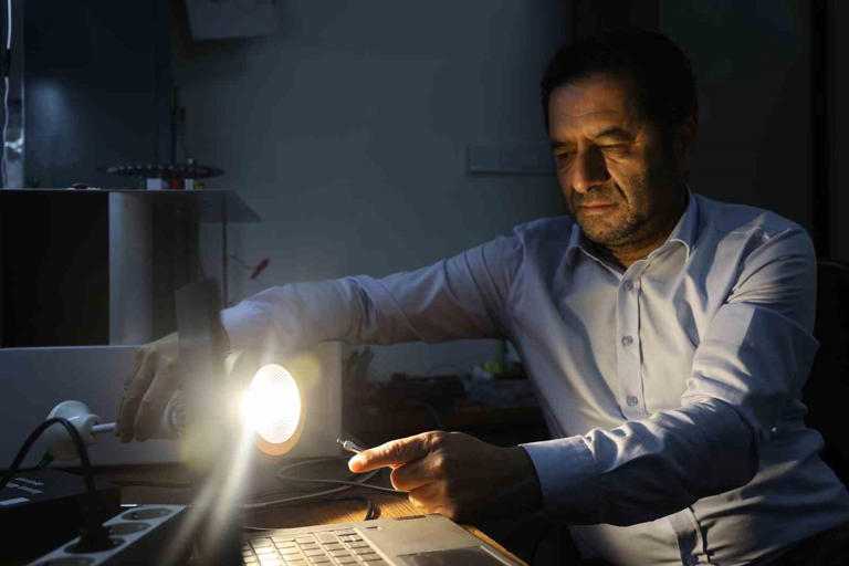 Güneş Işığına İhtiyaç Duymayan Tarım Cihazı Geliştirildi